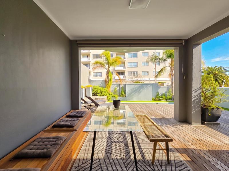 4 Bedroom Property for Sale in Bantry Bay Western Cape